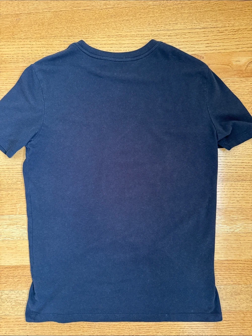 Old Navy Black Short-Sleeve Tee with Rainbow 